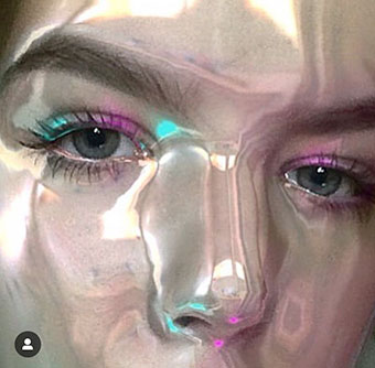 topeng kulit mengkilap - tempat mencari di Cerita Instagram